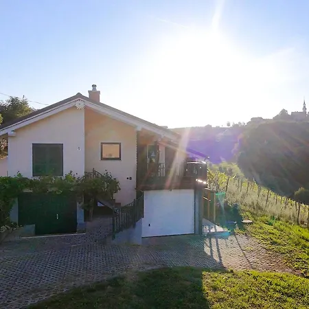 Romantisches Kellerstoeckl - Jeruzalem