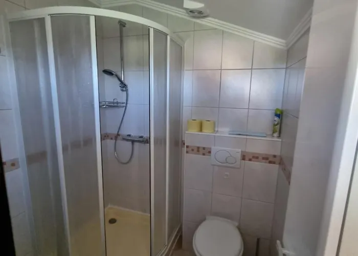 Romantisches Kellerstoeckl - Jeruzalem *